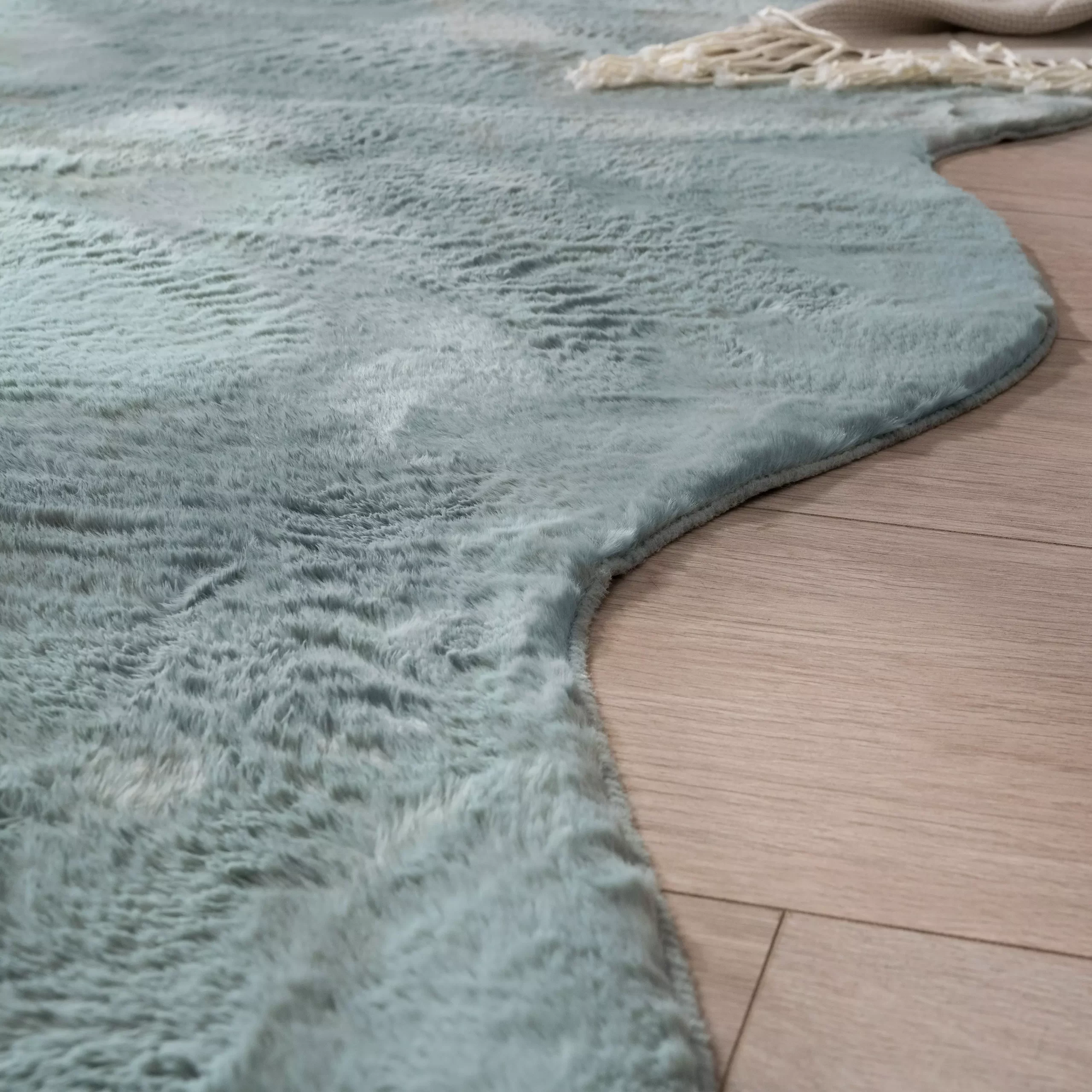Fellteppich Pelsa Türkis 60x90 Cm Fell-Form – Bild 3